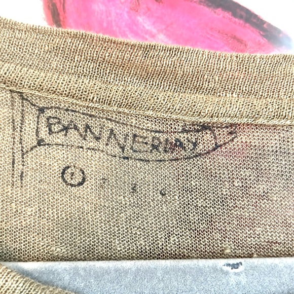 Banner Day 100% Linen Top in Olive Green Band Day - Picture 7 of 8